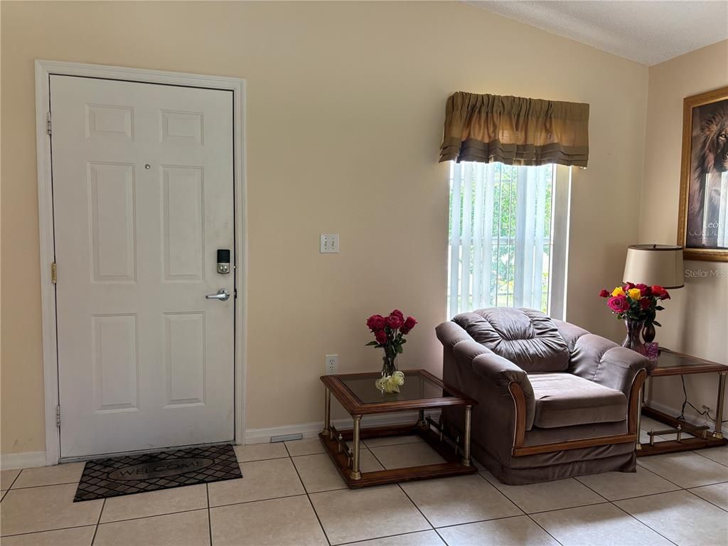 Image 6 of property listing at 3613 LATE MORNING CIRCLE, Kissimmee, FL 34744