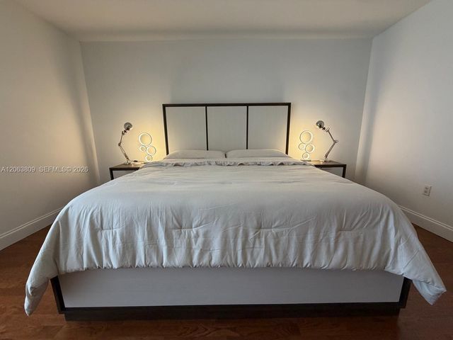 20505 E Country Club Drive 236, Aventura, FL 33180