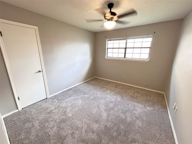 1728 Red Oak Circle, Sulphur Springs, TX 75482