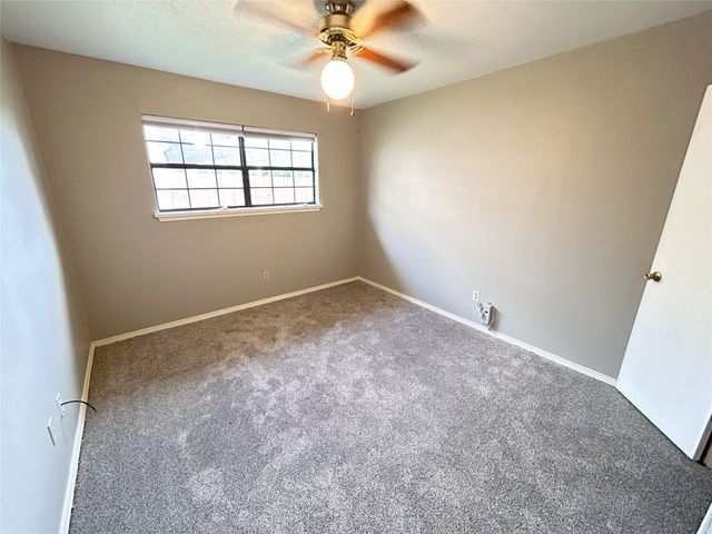 1728 Red Oak Circle, Sulphur Springs, TX 75482