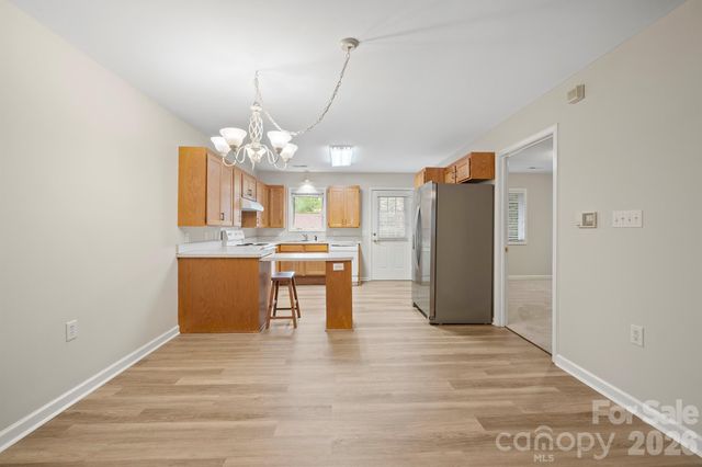 505 2nd Street Place NE B2, Conover, NC 28613