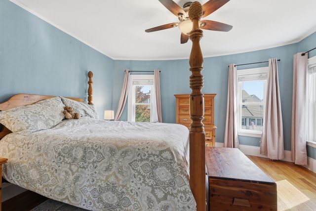 17 Greenwood St, Medford, MA 02155