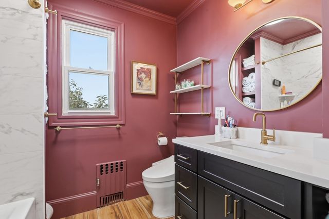 17 Greenwood St, Medford, MA 02155