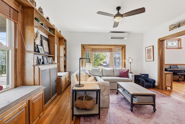 17 Greenwood St, Medford, MA 02155