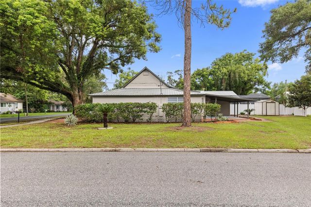 5450 10TH STREET, Zephyrhills, FL 33542