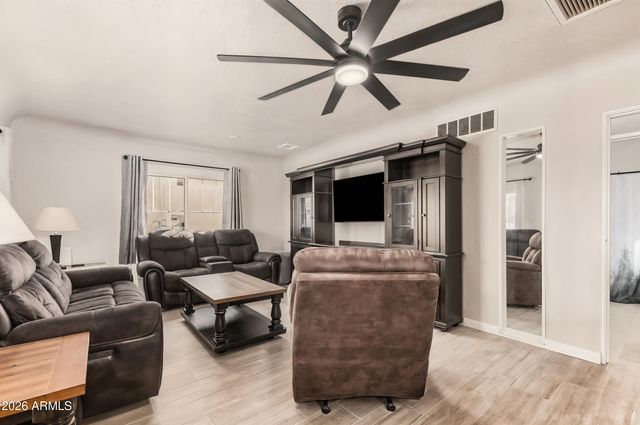 146 S ROBSON --, Mesa, AZ 85210