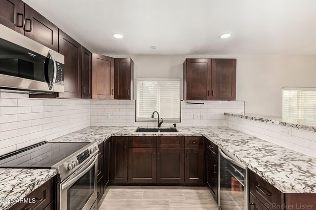 146 S ROBSON --, Mesa, AZ 85210