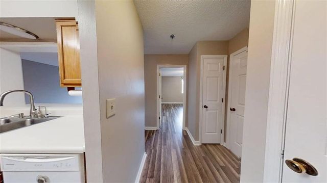 300 Johnson Ferry Road NE B503, Sandy Springs, GA 30328