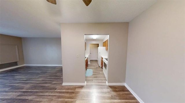 300 Johnson Ferry Road NE B503, Sandy Springs, GA 30328