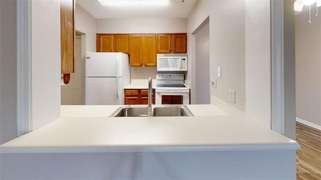 300 Johnson Ferry Road NE B503, Sandy Springs, GA 30328