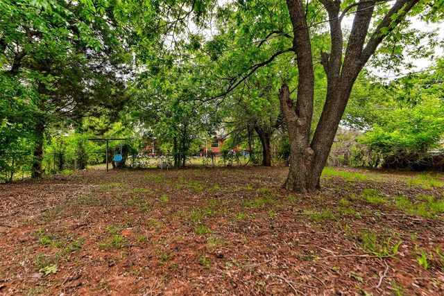 1212 McDonald Drive, Midwest City, OK 73130
