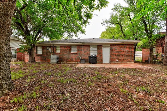 1212 McDonald Drive, Midwest City, OK 73130