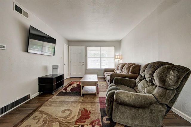 1212 McDonald Drive, Midwest City, OK 73130