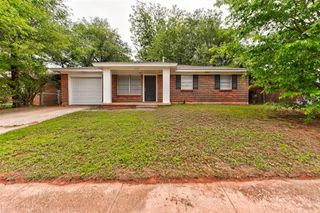 1212 McDonald Drive, Midwest City, OK 73130