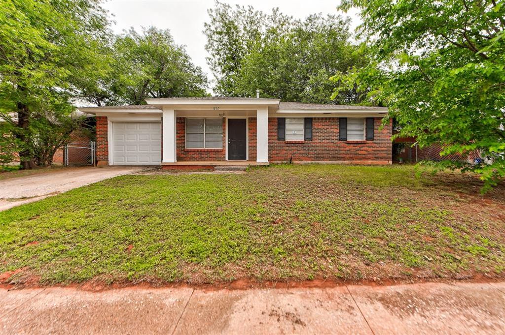 1212 McDonald Drive, Midwest City, OK 73130