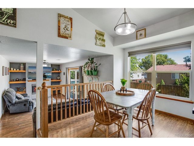 132 N 50th Avenue Pl, Greeley, CO 80634