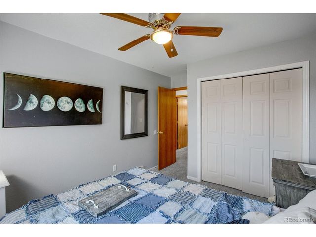 132 N 50th Avenue Pl, Greeley, CO 80634
