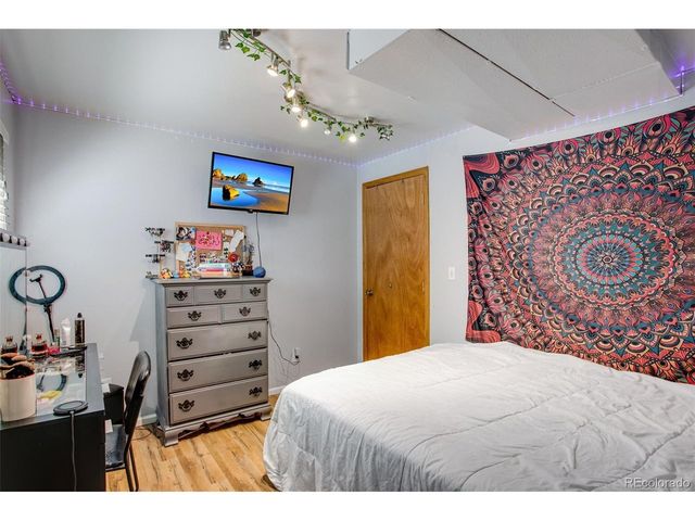 132 N 50th Avenue Pl, Greeley, CO 80634