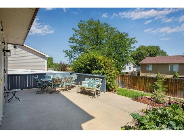 132 N 50th Avenue Pl, Greeley, CO 80634