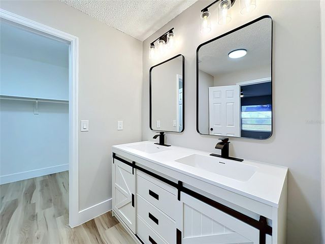 8646 PARK HIGHLAND DRIVE, Orlando, FL 32818