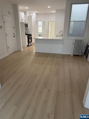 431 Kearny 6, Kearny, NJ 07032