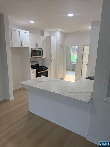 431 Kearny 6, Kearny, NJ 07032