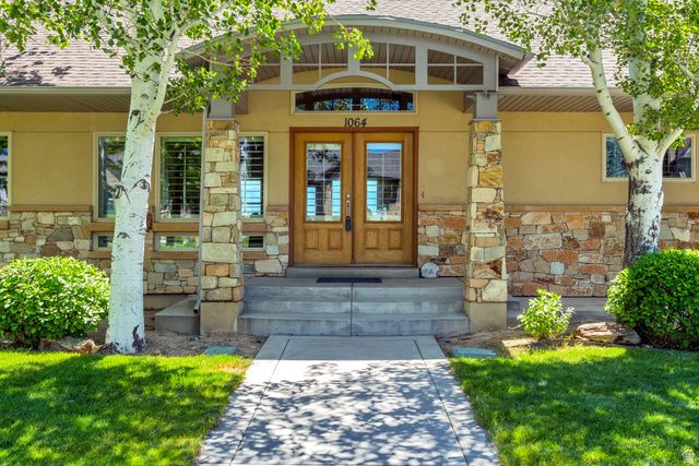 1064 S WATERSIDE DR, Saratoga Springs, UT 84045