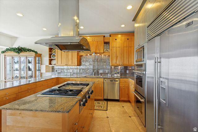 1064 S WATERSIDE DR, Saratoga Springs, UT 84045