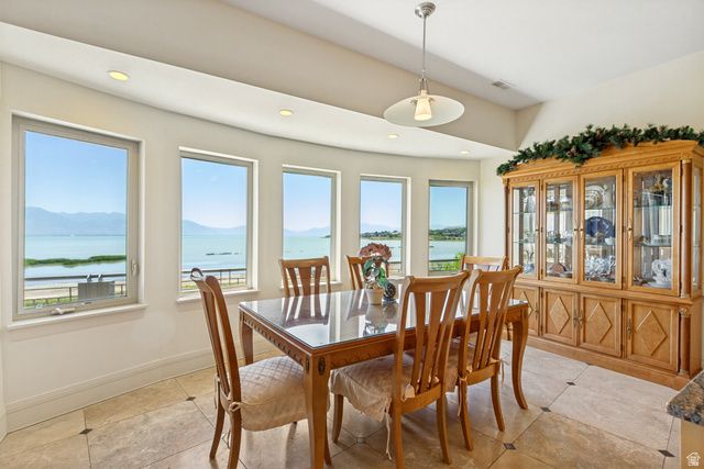 1064 S WATERSIDE DR, Saratoga Springs, UT 84045