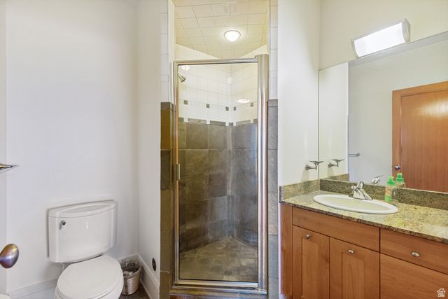 1064 S WATERSIDE DR, Saratoga Springs, UT 84045