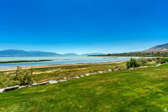 1064 S WATERSIDE DR, Saratoga Springs, UT 84045