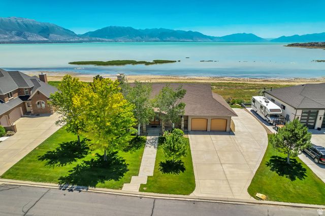 1064 S WATERSIDE DR, Saratoga Springs, UT 84045