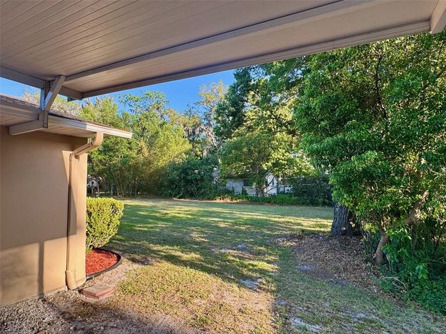 910 W FRENCH AVENUE, Orange City, FL 32763