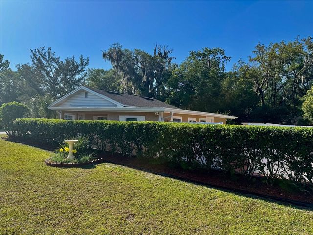 910 W FRENCH AVENUE, Orange City, FL 32763