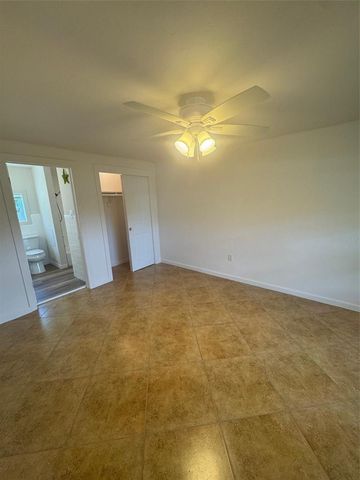 910 W FRENCH AVENUE, Orange City, FL 32763