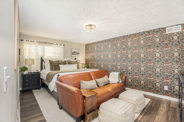 1048 Graystone Road, Holland City, MI 49423