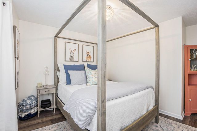 1048 Graystone Road, Holland City, MI 49423