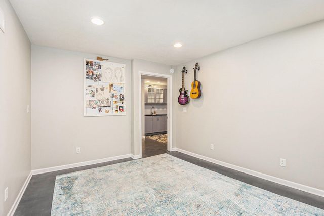 1048 Graystone Road, Holland City, MI 49423