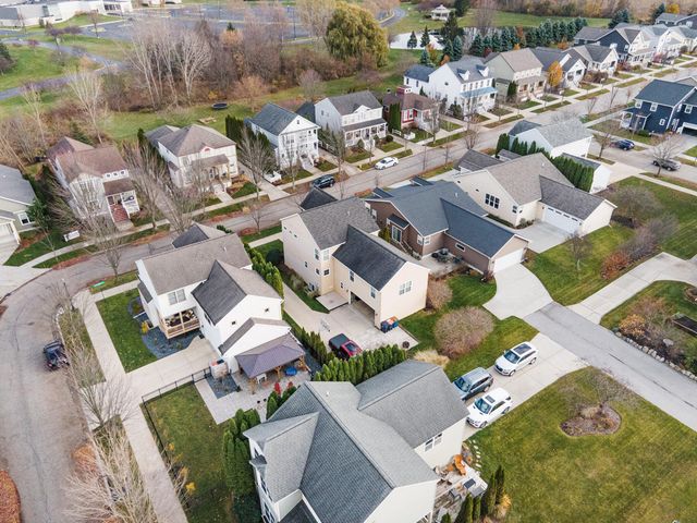 1048 Graystone Road, Holland City, MI 49423