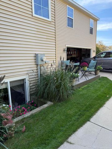 1048 Graystone Road, Holland City, MI 49423