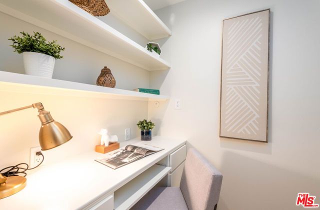 6050 Canterbury Drive E317, Culver City, CA 90230