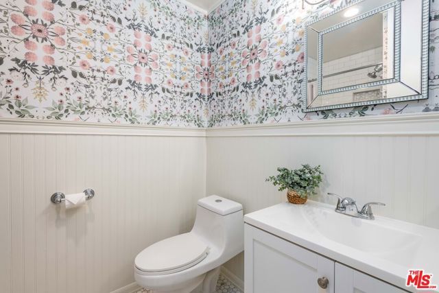 6050 Canterbury Drive E317, Culver City, CA 90230