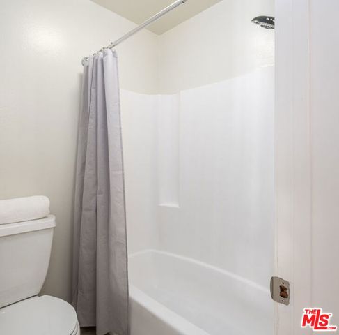 6050 Canterbury Drive E317, Culver City, CA 90230
