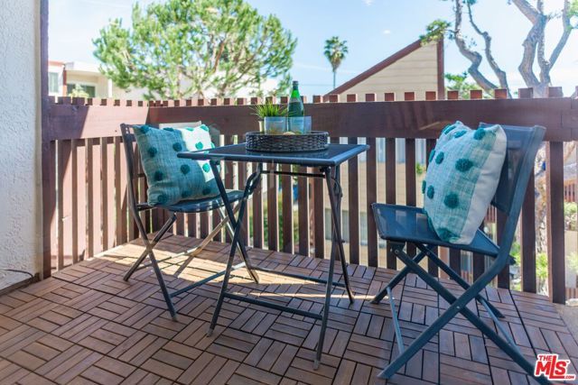 6050 Canterbury Drive E317, Culver City, CA 90230