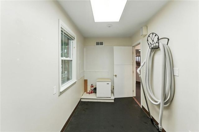 2789 Post Road, Warwick, RI 02886