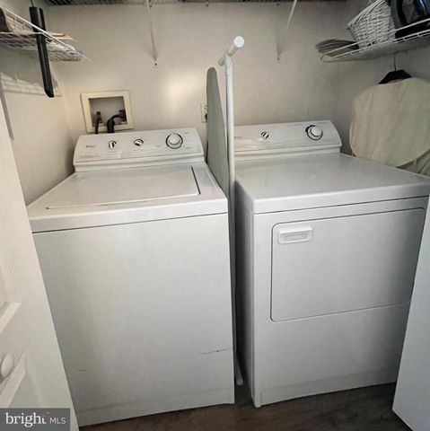 328 NICHOLAS DR, Riverside, NJ 08075