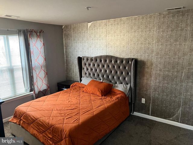 328 NICHOLAS DR, Riverside, NJ 08075