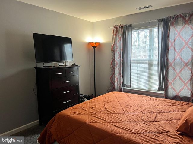 328 NICHOLAS DR, Riverside, NJ 08075