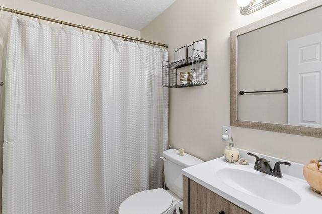 308 Hunter St, Portland, TN 37148