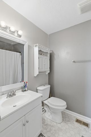 308 Hunter St, Portland, TN 37148